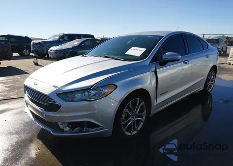 2017 Ford Fusion Hybrid Se z USA, uszkodzony, nr VIN 3FA6P0LU8HR260507